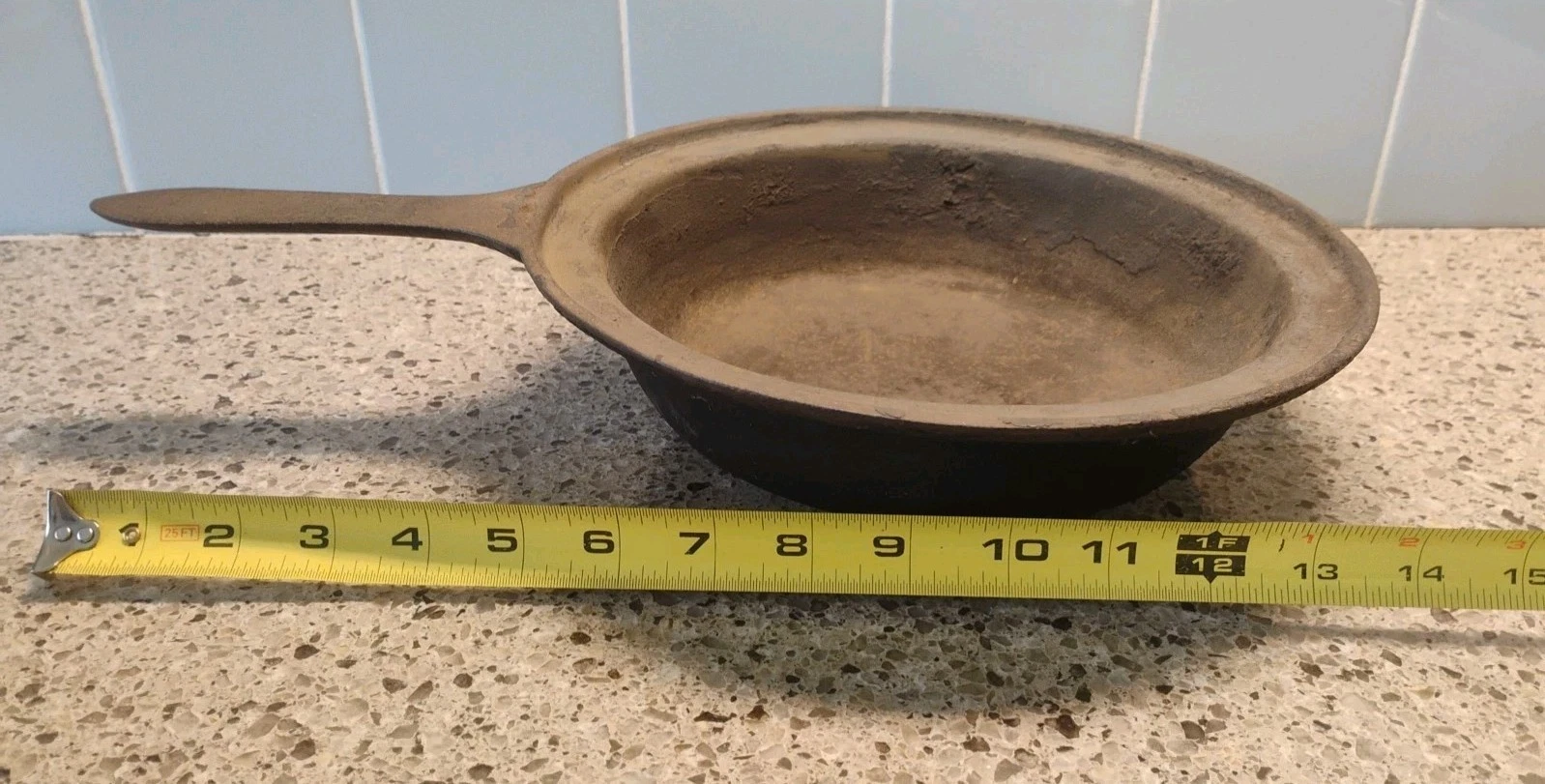 Early #9 Gate Marked Cast Iron Spider Skillet c.1800's Three Leg Hearth Pan