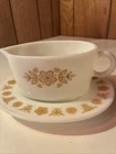 Vintage Pyrex Golden Butterfly Gravy Boat With Under Plate Excellent Condition
