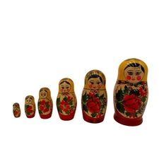 Vintage Russian Babushka Matryoshka Wooden Set of 6 Nesting Dolls