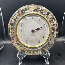 Vintage Lucite Wall Clock Acrylic Resin with Dried Flowers FirsTime 8" TESTED!