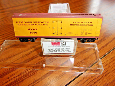 Micro-trains c 047 00 080 N-scale New York Dispatch Refrig. Line Reefer #8050