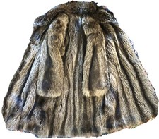 Vera pelliccia di marmotta sartoriale