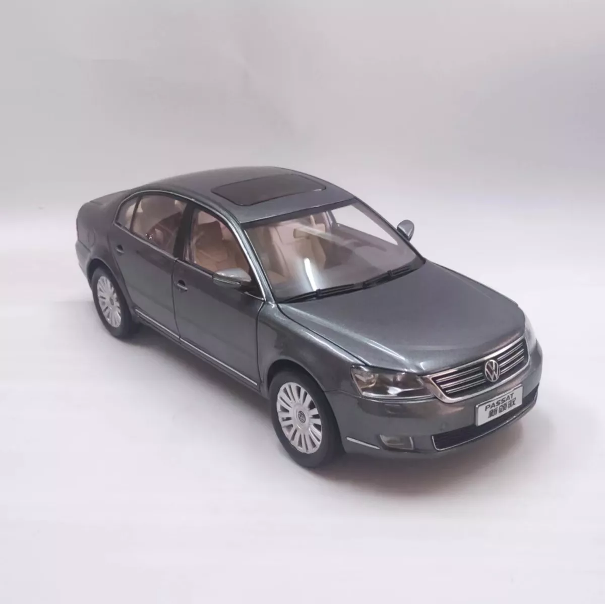Dealer edition 1 18 2009 Volkswagen Passat Diecast model car eBay