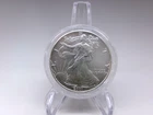 2001 American Eagle .999 - 1 oz Silver. USE01UR0