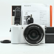 Sony a5000 ILCE-5000 Mirrorless Digital Camera White w/ 18-55mm Lens Near Mint 