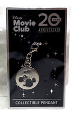 NIP Disney Movie Club 20 Year Anniversary Finding Nemo Pendant Keychain #B