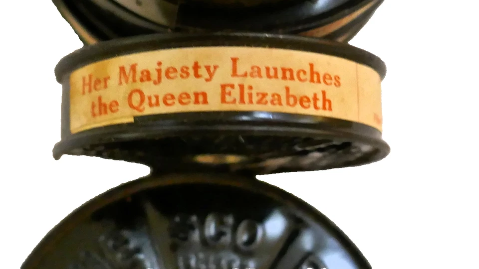 Collection of PATHESCOPE 9.5mm FILMS on PATHE REELS from 1930's - QE Launch 1938 - Image 4 of 4