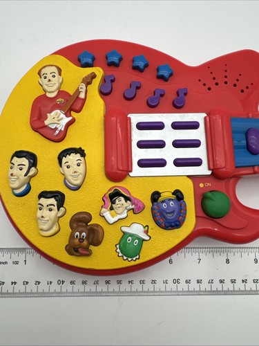 Vintage 2003 Spin Master The Wiggles Musical 16" Toy Guitar Works! - Picture 2 of 7