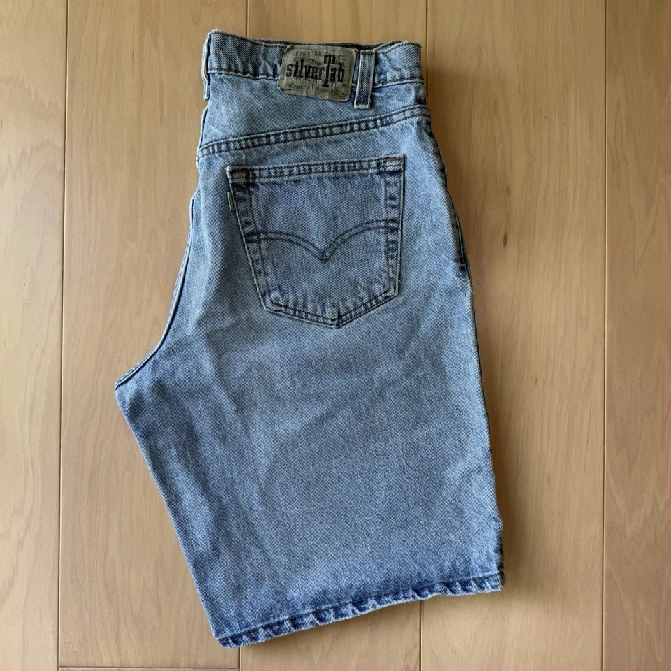 Pantalones Cortos Denim Vintage Levis Silver Tab 32 Azul Años 90 Lavado Claro Hechos en EE. UU. Foto 2 de 4