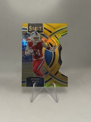 2023 Panini Select - Stefon Diggs #187 Gold 1/10 Die-Cut First Off Print