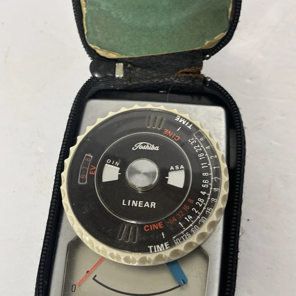 Toshiba Linear Light Meter Light Meter W Case Japan Quality Vintage Photography - Imagem 2 de 4