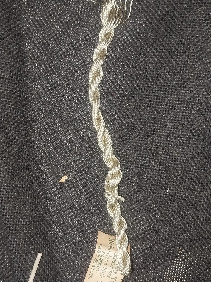 Vintage Silk perle (#8) Corticelli or Richardson Silk - Image 3 of 4