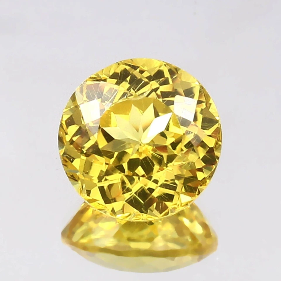 2.20 Ct Natural Flawless GIL Certified  Yellow Sapphire Round Cut Loose Gemstone - Image 2 of 4