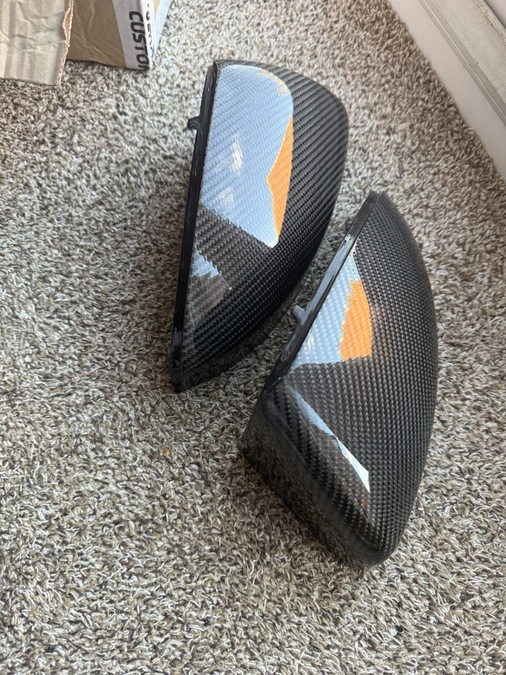 Tapas cubiertas de espejos retrovisores efecto fibra de carbono 8V para piezas subterráneas - negras (A Foto 4 de 4