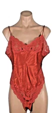 Wonder Maid Non Cling Teddie Adj Straps Lots of Lace Snap Crotch ILGWU 32 L VTG