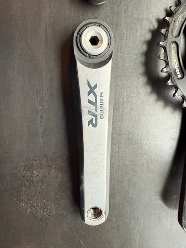 Shimano XTR M970 Crank 172.5mm 36t ring with Installation/removal tool - Picture 5 of 9