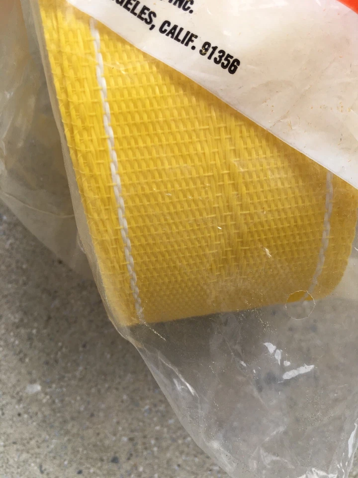 Silla de césped Do It Yourself FROST KING de colección NOSTA 72 pies AMARILLA Foto 3 de 3