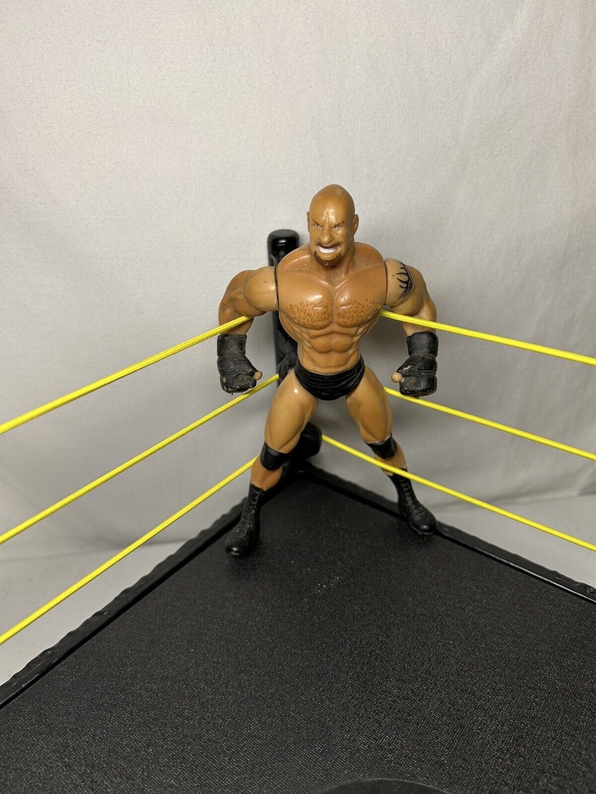 WCW BILL GOLDBERG Grip 'N Flip 6" Wrestling Figure Marvel ToyBiz WWE WWF 1999!