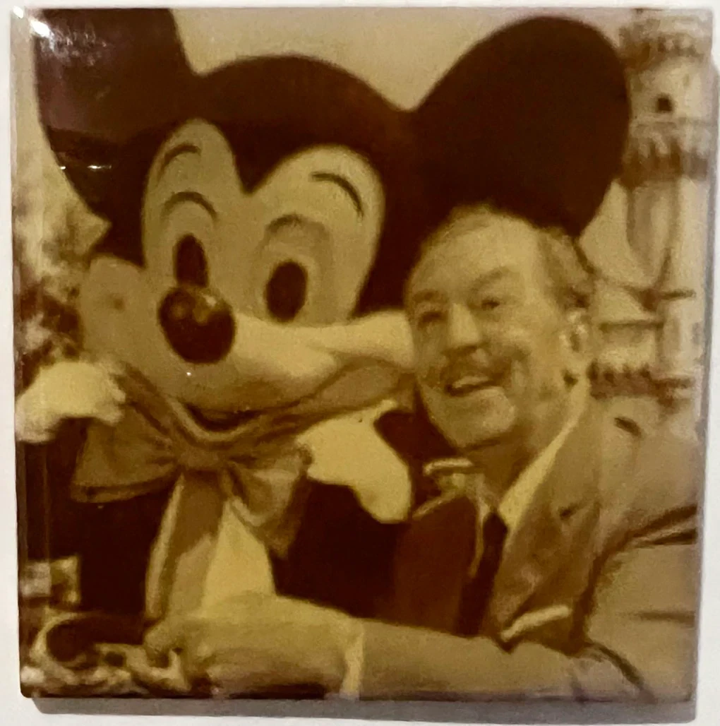 Walt & Disney Portrait Disney Pin S10