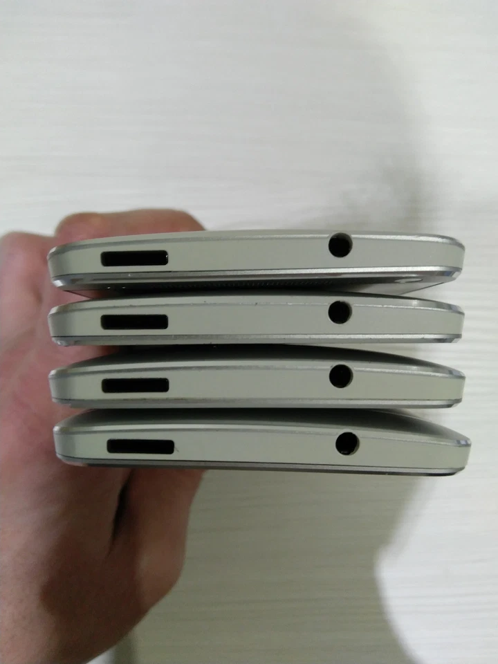 HTC ONE M7 32GB SILVER 4.7" 2GB RAM 3G LTE 4 MEGAPIXEL BOX ORIGINALE GRADO B+ - Immagine 4 di 4