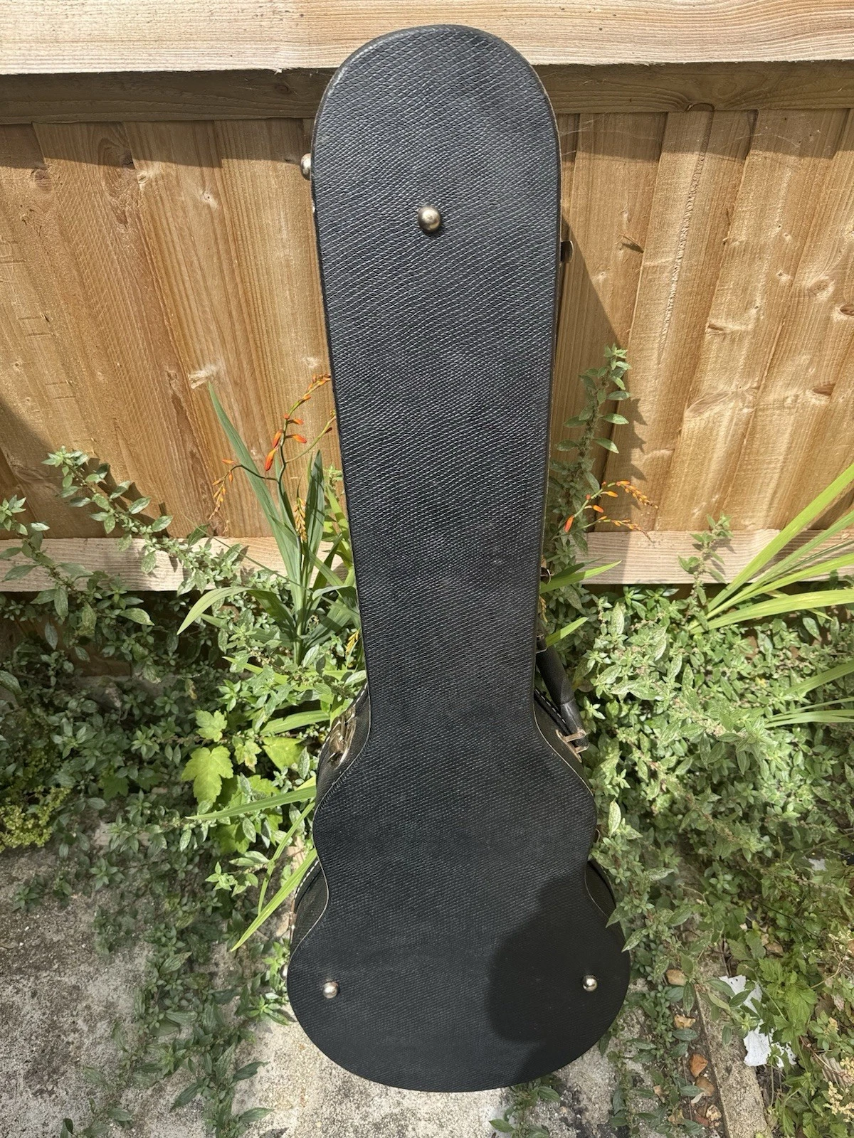 Picture 4 of 8