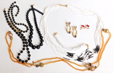 Vtg Trifari Monet Robert Rose Beads Jewelry Lot Necklace Strand Bracelet Earring