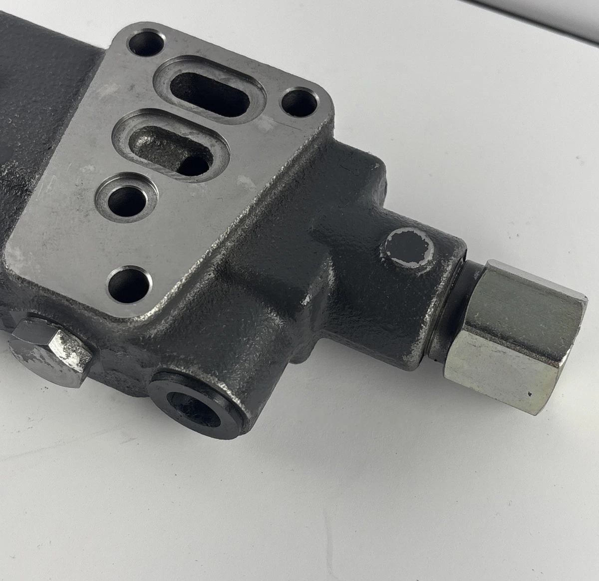 Genuine Kubota YW312-0011 Acting Hydraulic Valve Assembly photo 7