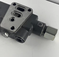 Genuine Kubota YW312-0011 Acting Hydraulic Valve Assembly thumbnail 7