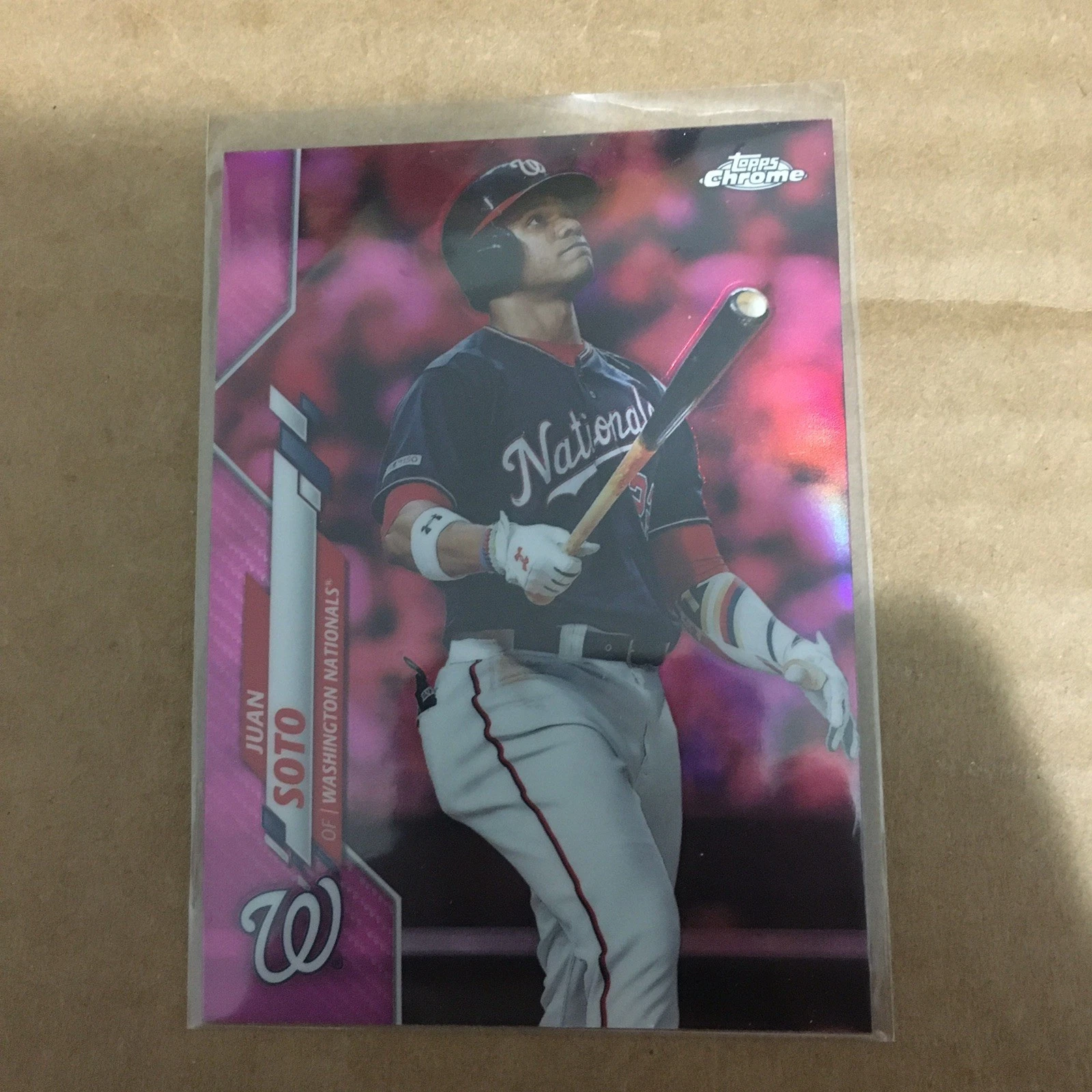 2020 Topps Chrome #12 Juan Soto Pink Refractor