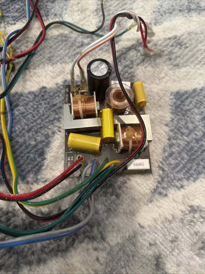 DEFINITIVE TECHNOLOGY BP9040 AMPLIFIER WITH CROSSOVER - Image 4 of 4