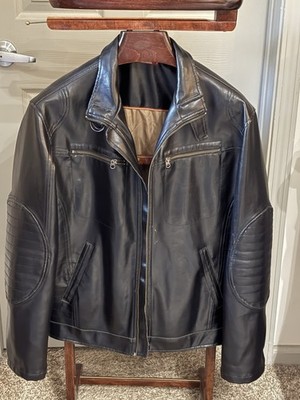 Celio Sportswear Men's Large Leather motorcycle jacket.