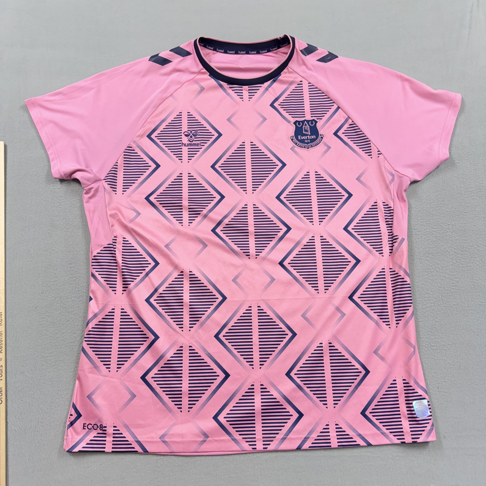 Everton Jersey Mens 2XL Pink Premier League Soccer Hummel Training Top