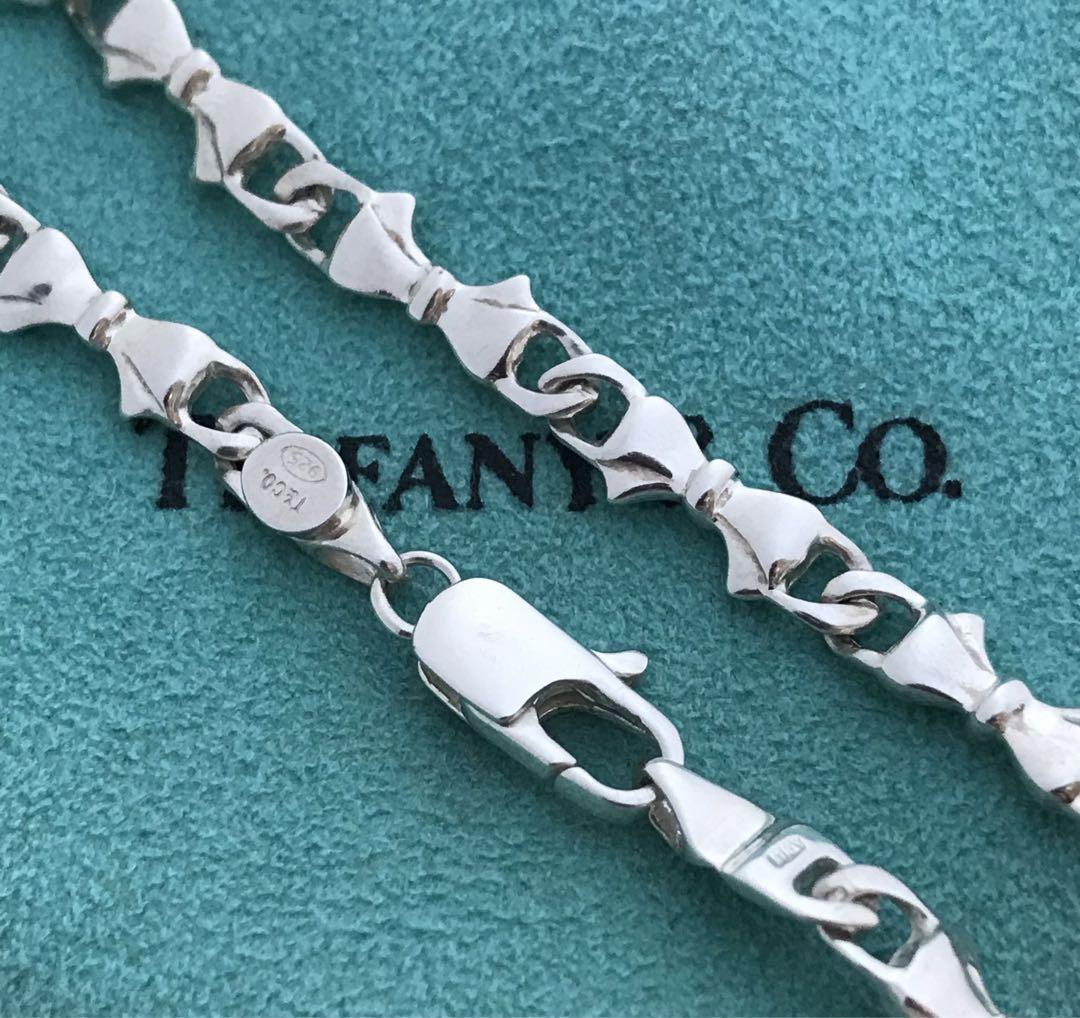 ブレスレット ARTIST KOMPLEX RYO BOWTIE RIBBON SILVER BRACELET CROSS - Sculptural Silver Wrap Bracelet | Twylem Pyper