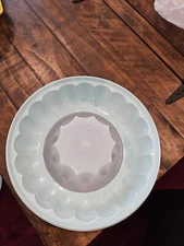 VTG LIGHT BLUE TUPPERWARE #1202-2 JELLO MOLD RING & BASE 