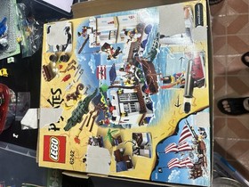 LEGO Pirates: 6242 Soldiers' Fort, 100% Complete with Box & Instructions