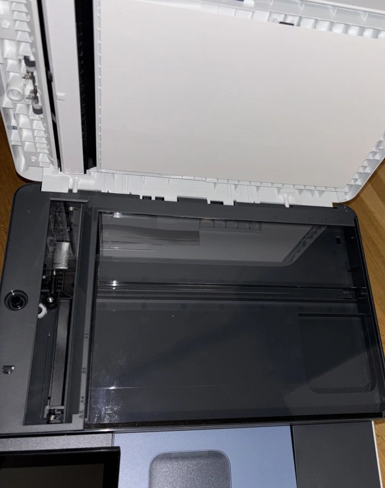 HP Color LaserJet Pro MFP 3302 fdng Multifunktionsdrucker Laser Farbe A4 - Bild 3 von 4