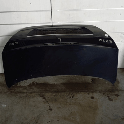 A2117500375 Hintere Haube.  MERCEDES-BENZ Classe E (W/S211) 320 V6 Ber