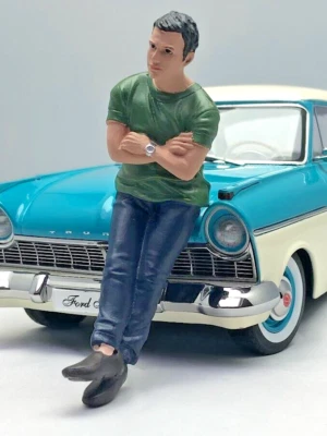 Assis Voiture Meet Homme Modèle Résine Figurine Affichage 1/18 American Diorama - Photo 1/4