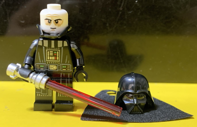 NEW LEGO Darth Vader minifigure with lightsaber sw1112 75294