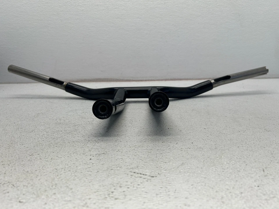 08-23 HARLEY TOURING WILD 1 GORDITA BARRA DE ARRASTRE DE PERFIL BAJO BARRA DE ARRASTRE TRASERA NEGRA Foto 3 de 4