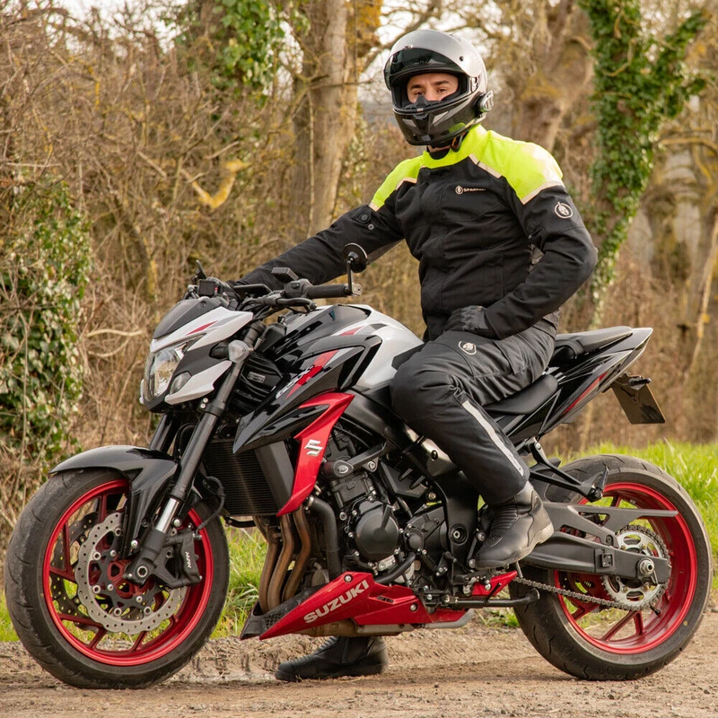Black, photo 9 of 11