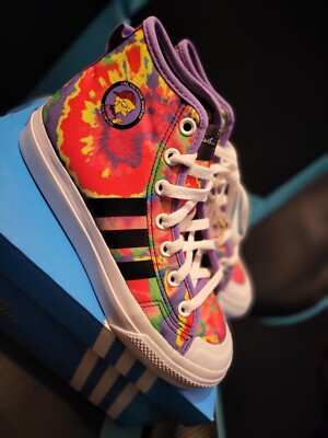 ザハイライツ　thehighlights フーディ Troy Lee Explains The Inspiration For Justin Barcia's Helmet