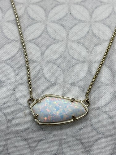 Kendra Scott Cami Necklace in Kyocera 