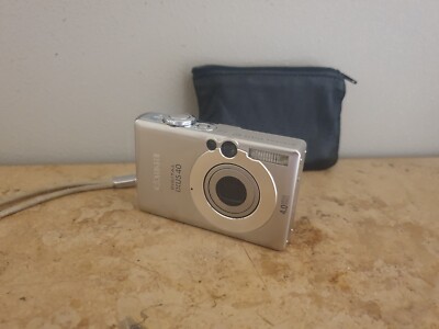 Canon Digital IXUS 40 Digital Camera