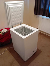 SIA CHF100WE 78L White Chest Freezer w/ Adjustable Thermostat
