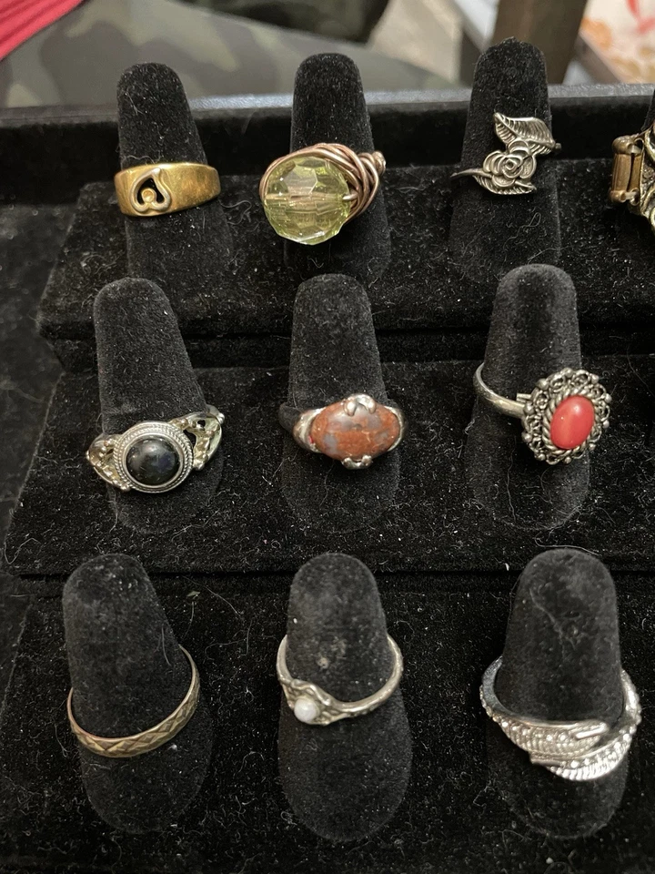 Lote de 18 Anillos Vintage y Disfraz Boho Turquesa Cuentas Estilos Mixtos Tallas 5-9 Foto 2 de 4