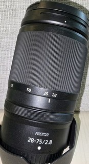 NIKKOR 28 75mm F/2.8 LENS FOR NIKON Z MOUNT MINT CONDITION SEE PHOTOS