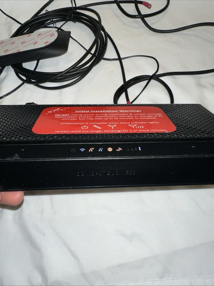 Cradlepoint E110-C4D Router & Battery-Comcast Business E100/110-CP2 S5A036A - Image 2 of 4