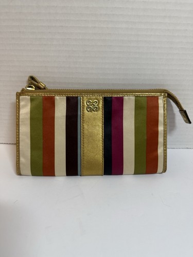 Coach Julia Legacy pochette da polso colorata a righe satinate bordo in pelle oro
