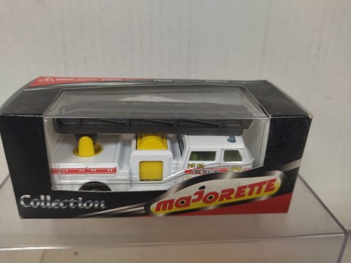 CAMION/TRUCK POMPIER/FIRE/BOMBEROS WHITE 1:100/apx 1:64 MAJORETTE 207 BOX - Imagen 5 de 5